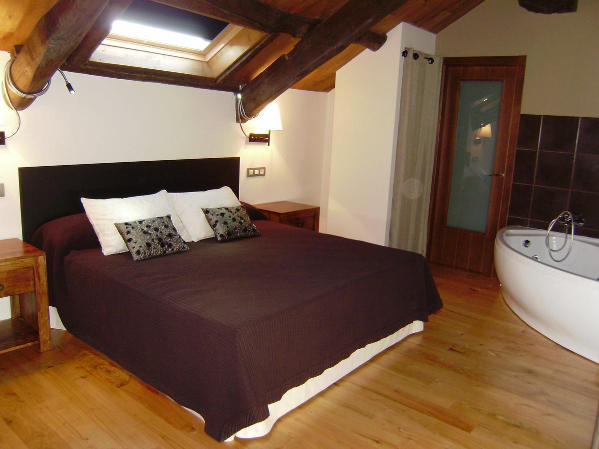 Hotel Bi Terra Tu Descanso Zona Miraz Sobrado à Friol Extérieur photo